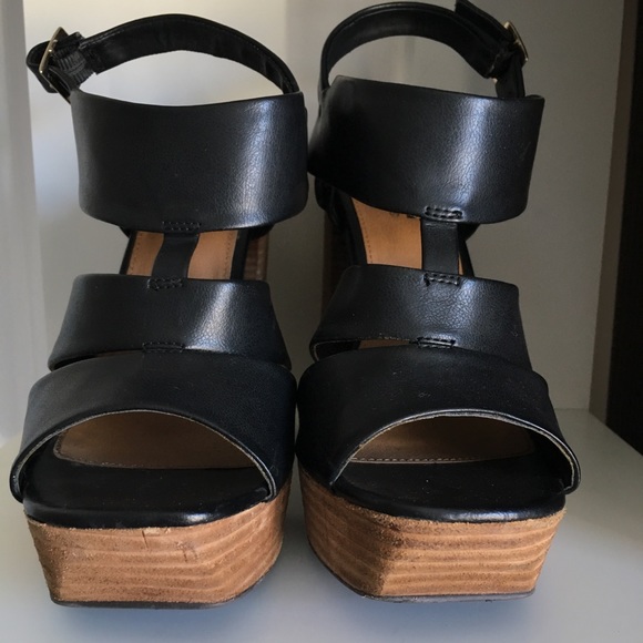 Chunky heel sandals - Picture 2 of 5